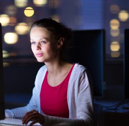 4 Reasons to Visit a College Website