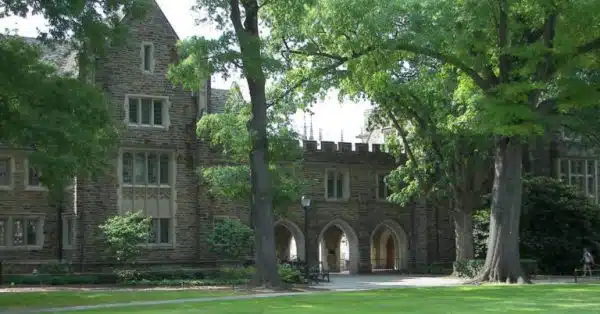 Duke University: Financial Aid, Costs and Net Price Calculator