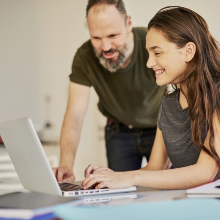 How Parents Can Help Students Handle Admissions Decisions