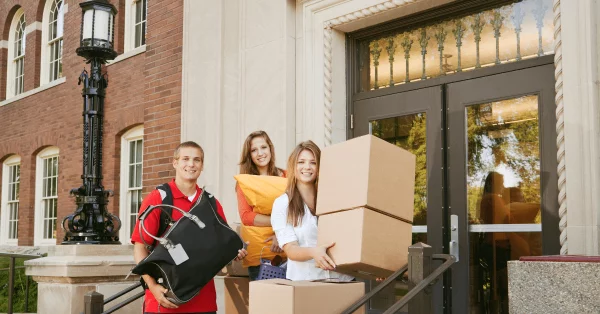 Surviving College Move-In Day: A Comprehensive Guide with Checklist