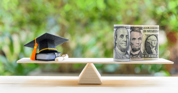 How to Determine College ROI