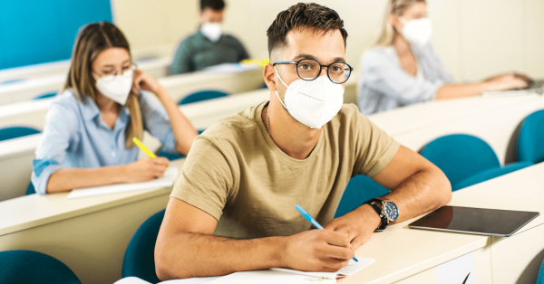 What 2020’s Early College Admission Numbers Say About This Crazy Year