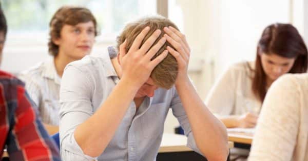 12 Tips to Help a Struggling Teen Land on Their Feet