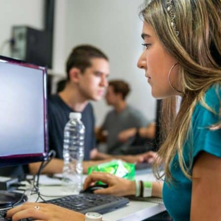 “Here’s Why My Daughter Thrived at a Small Liberal Arts College”