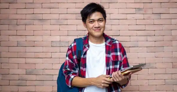 The Best Way College Students Can Use Linkedin Road2college