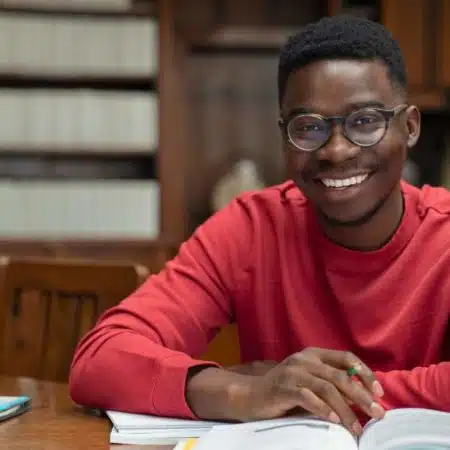 10 Ways to Win A Full-Ride College Scholarship