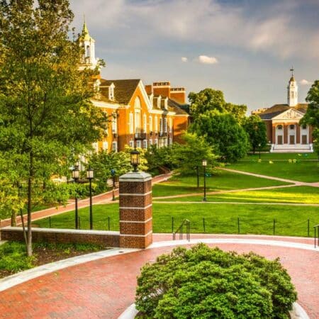 Top 30 Colleges With the Best Merit Scholarships