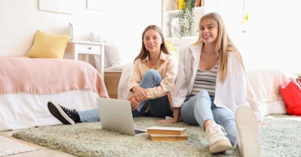 Dear Roadie, My Daughter Wants Me to Spend a Small Fortune Decorating Her Dorm Room. How Much Is Too Much?