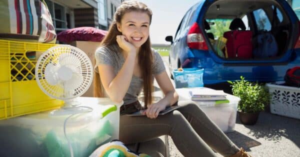 Guess How Much Parents Are Spending on Dorm “Essentials”?