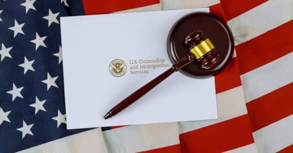 Dear Roadie: Should You Fill Out The FAFSA If Your Parents Are Undocumented?